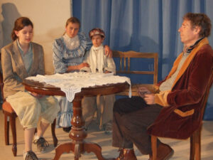 Oliver Twist bei der Pflegefamilie © OVTP / gp