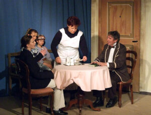 Oliver Twist findet Aufnahme bei einer reichen Familie © OVTP / gp