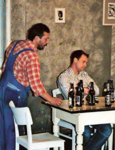 "Da B'suff" bei tyrannisiert seine Familie © OVTP