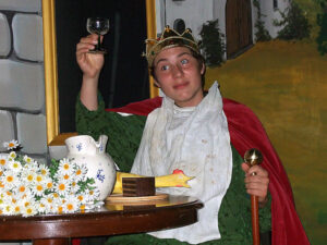 Der König wird vom Kater mit Federvieh versorgt - So bringt er sinen Herrn an die Frau (Prinzessin) © OVTP / gp