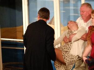 Ist sie noch zu retten? Was weiss sie? - © OVTP / gp