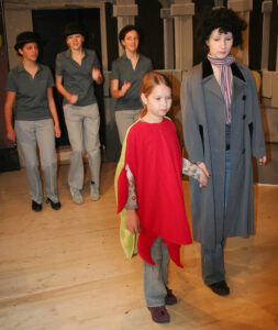 Momo verfolgt von den Grauen Herrn © OVTP / nh-pm