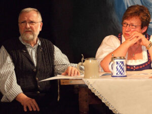 Warum's jetzt in dene Opern immer Tote gebn muass - © OVTP / gp, R. Richter