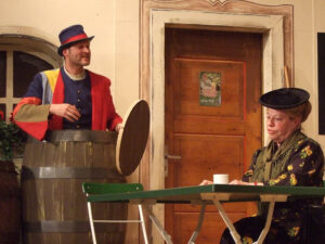 Tratsch bearbeitet die Fotzner Marie © OVTP / rh