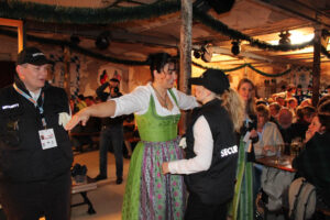 Personenkontrolle am Einlass © OVTP / mib