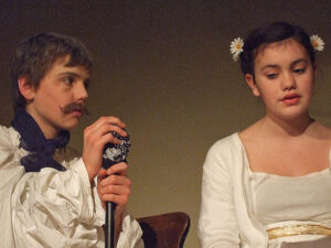 In seiner Vergangenheit begegnet er seiner großen Jugendliebe. © OVTP / gp