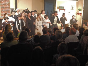 Abschlusslied und Tanz © OVTP / gp