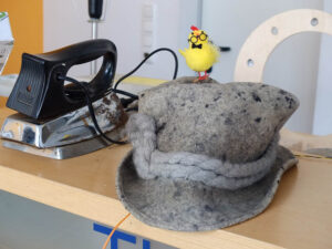 Mit Pyrotechnik kann man so manchen Vogel abschießen - © OVTP / gp