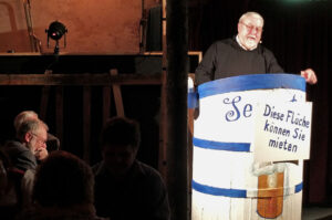 Auch Bruder Servatius will Werbeflächen verkaufen. © OVTP / gp