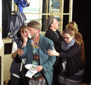 2. Akt: Frederick hat mal wieder Aufregungs-Nasenbluten. © OVTP / gp