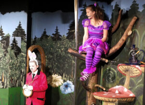 Was missfällt dem Karnickel bei der Grinsekatze? © G. Prantl