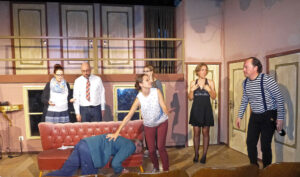 Frederick fällt immer in Ohnmacht, wenn der Hauch einer Verletzung in der Luft liegt. © N. Allnoch / OVTP