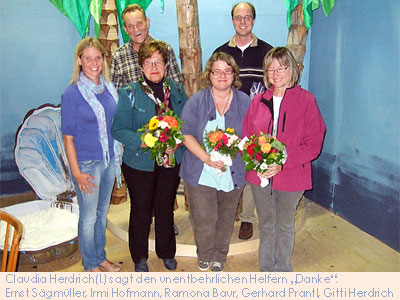 Claudia Herdrich sagt den unentbehrlichen Helffern "Danke": Ernst Sägmüller, Irmi Hofmann, Ramona Frick, Gerhard Prantl, Gitt Herdrich © OVTP