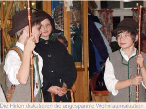 Die Hirten diskutieren über die angespannte Wohnraumsituation. © G. Prantl / OVTP