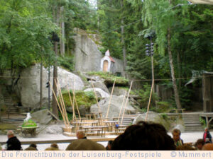 Mehr über den Artikel erfahren Vereinsausflug 2011 nach Wunsiedel