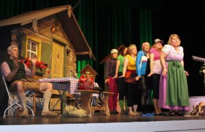 Besänftigungslied gegen die Bös-Schauer in Penzberg © M. Brem / OVTP