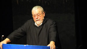 Bruder Servatius hat sich über einige seiner Schäfchen im vergangenen Jahr sehr wundern müssen. ©gp/ovtp