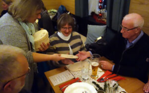 Mehr über den Artikel erfahren Weihnachtsfeier 2019