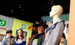 Pippi plündert den Weihnachtsbaum