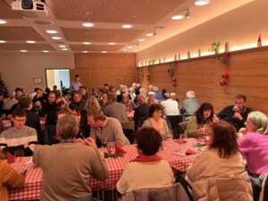 Mehr über den Artikel erfahren Weihnachtsfeier mit Hirtenspiel!